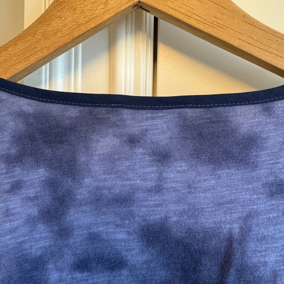 Jones New York tshirt with pocket detail - Picture 6 of 8